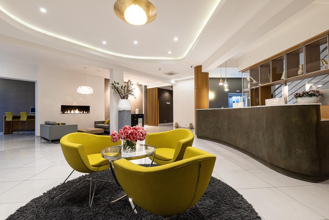 Hotel Meridian Chałupy Екстериор снимка
