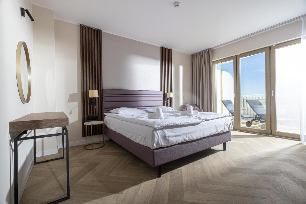 Hotel Meridian Chałupy Екстериор снимка